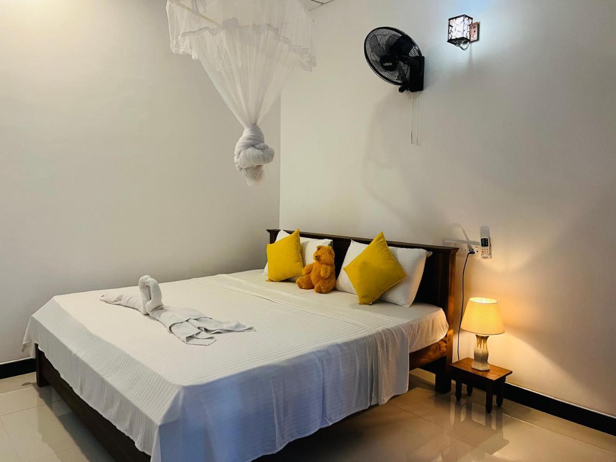 Sigiri Budget Homestay Сигирия Екстериор снимка