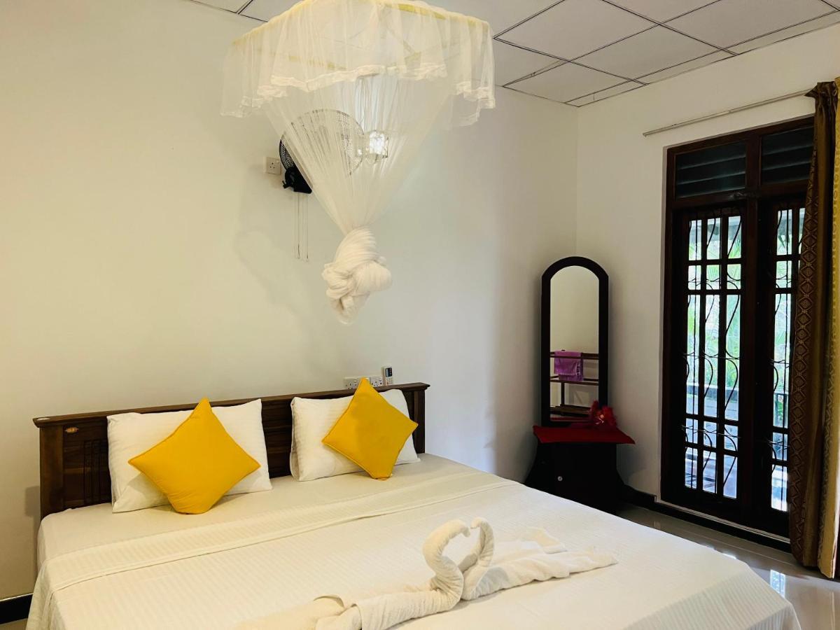 Sigiri Budget Homestay Сигирия Екстериор снимка