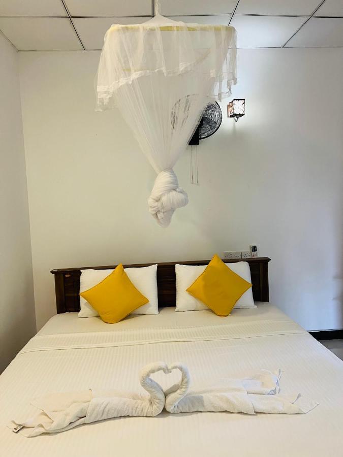 Sigiri Budget Homestay Сигирия Екстериор снимка